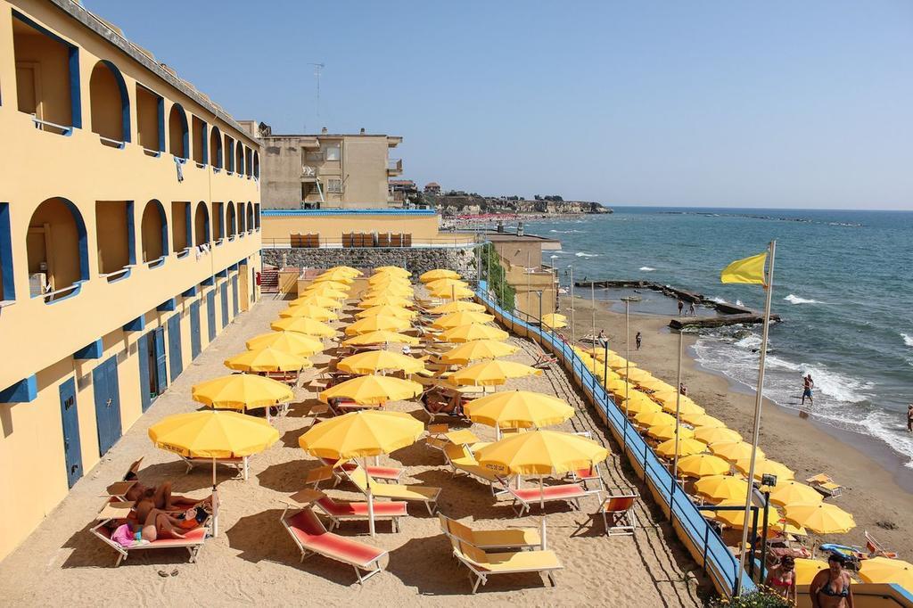 Grand Hotel Dei Cesari Dependance Анціо Екстер'єр фото